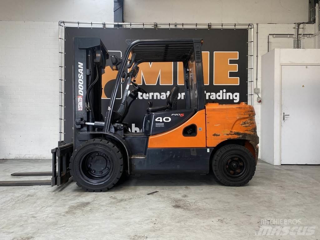 Doosan D40SC-5 Diesel heftrucks