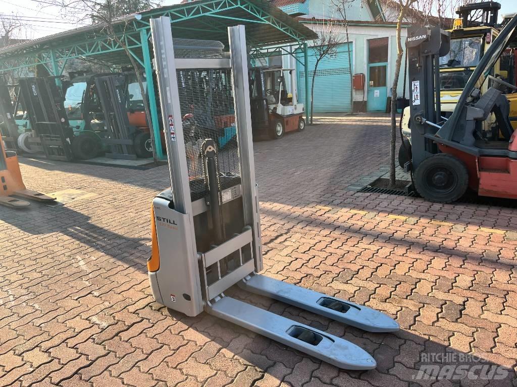 Still EXV 10 V-4103 Stapelaar meeloop