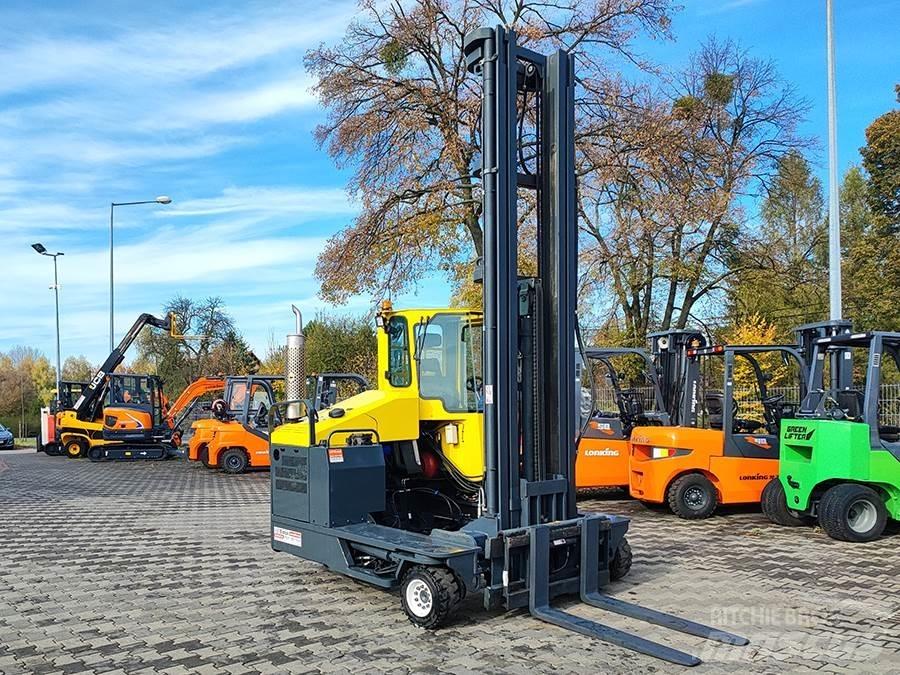 Combilift C4000 Four-way truck