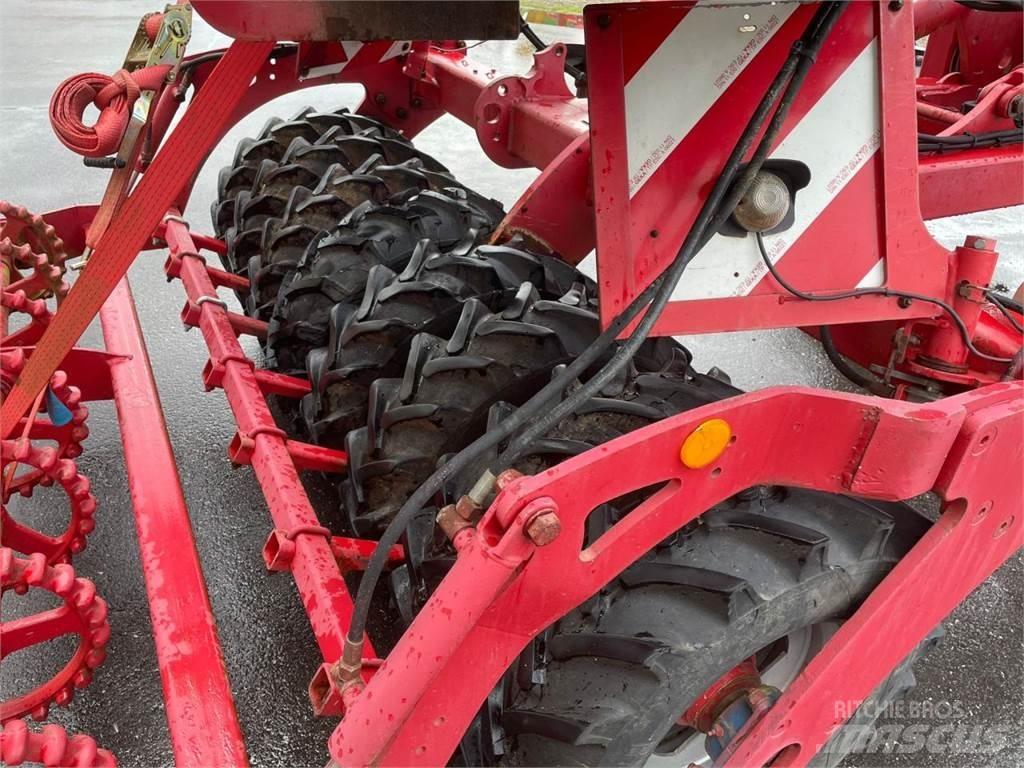 Horsch Tiger 4 AS Cultivatoren