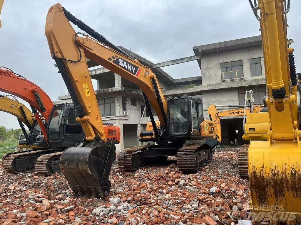 Sany SY 215 Rupsgraafmachines