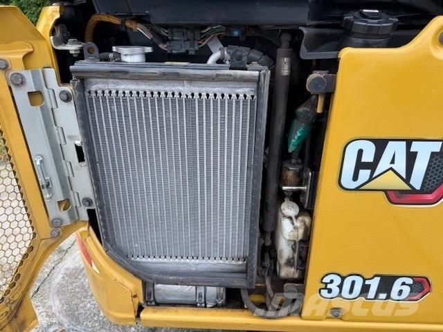 CAT 301.6 Minigraafmachines < 7t