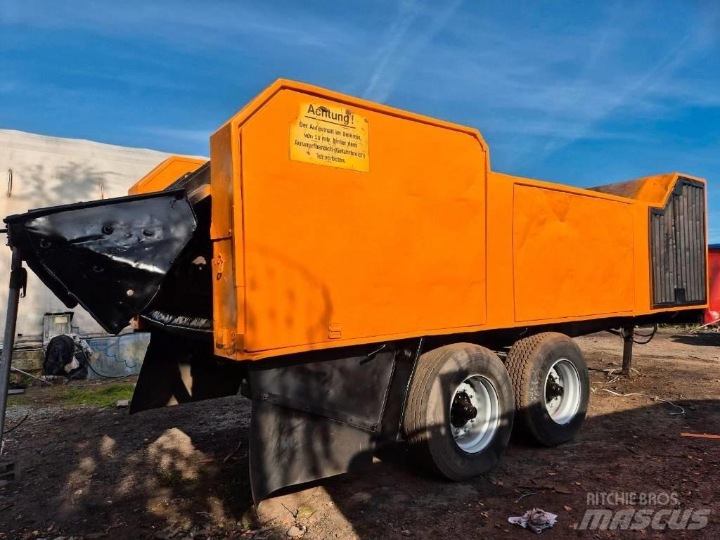 Doppstadt AK 330 Shredders