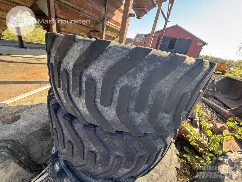 Komatsu PW 148-10 Wielgraafmachines