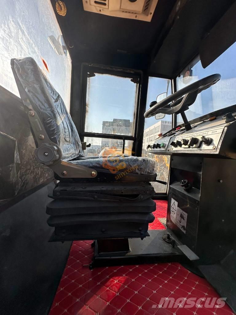 XCMG XD 103 Grondverdichtingsmachines