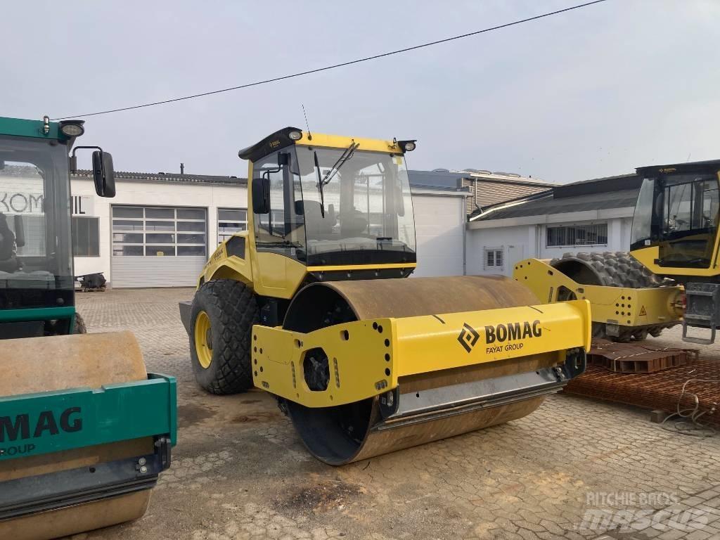 Bomag BW 211 DH-5 Trilrolwalsen