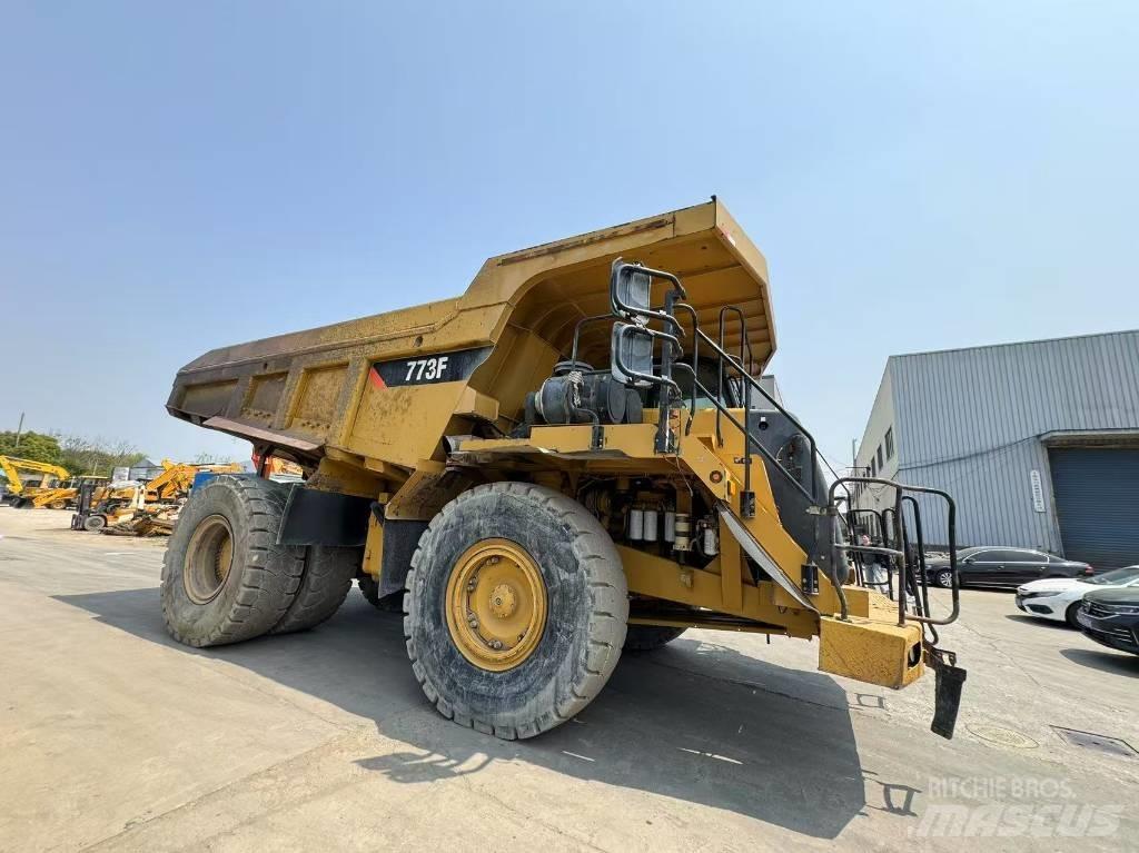 CAT 773 F Knik dumptrucks
