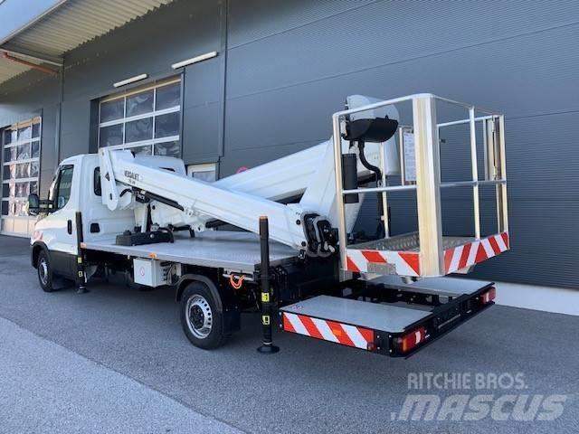 VERSALIFT VTX-240.3 Auto hoogwerkers