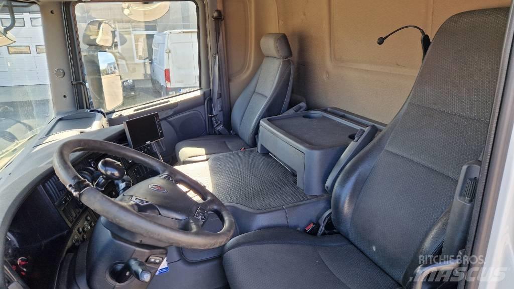 Scania P410 6X2 Vrachtwagen met containersysteem