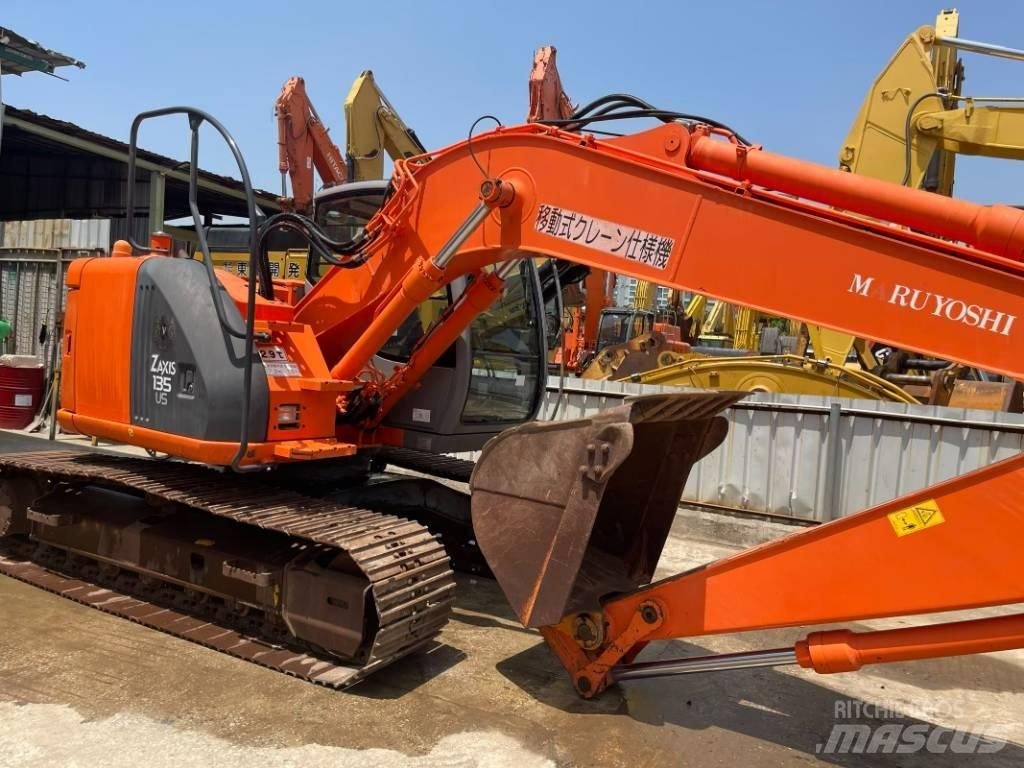 Hitachi ZX 135 Rupsgraafmachines