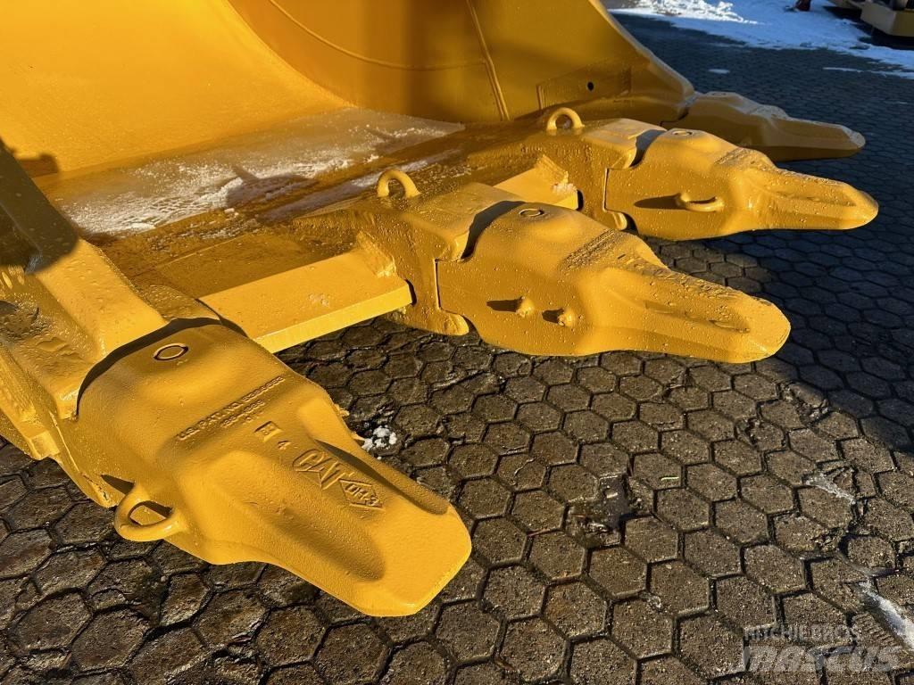 CAT 6015 CAT Bucket Bakken
