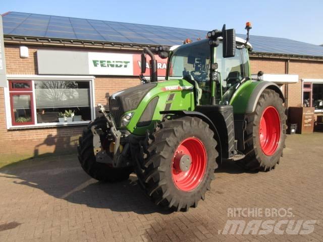 Fendt 718 GEN6 Tractoren