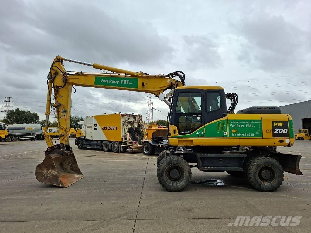 Komatsu PW 200-7H Wielgraafmachines