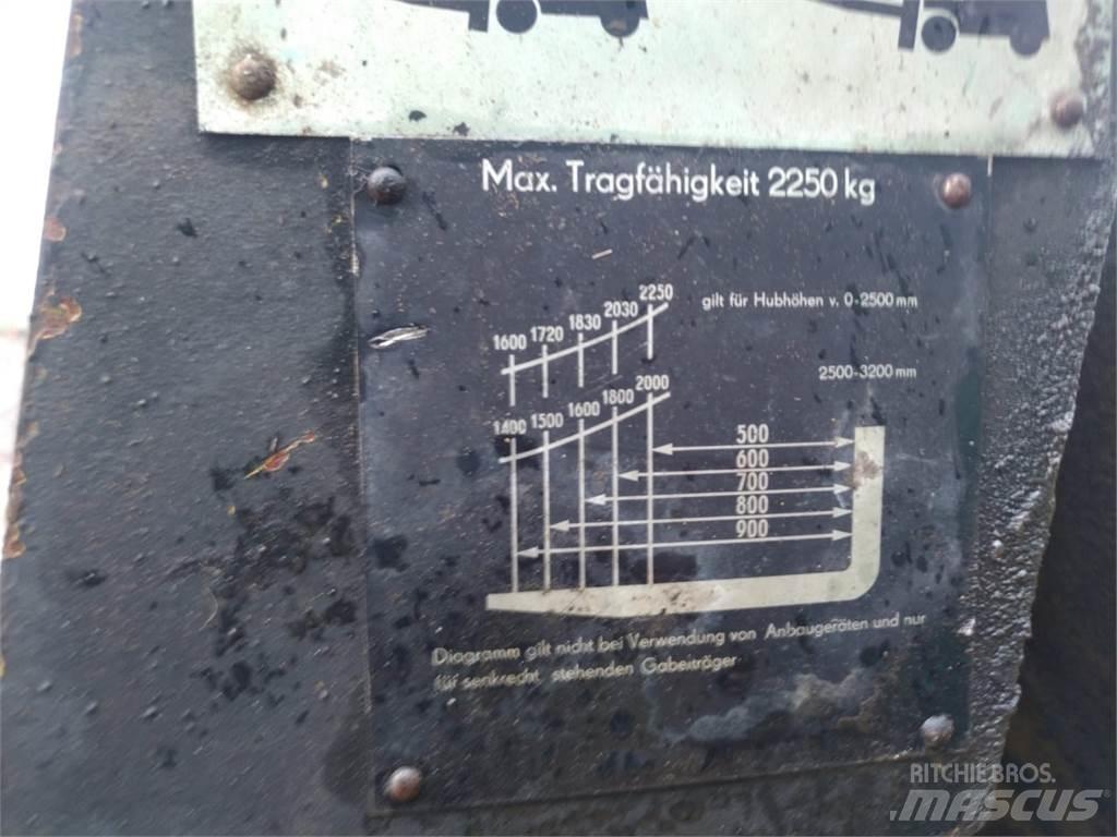 Takraf mit Kranarm Landbouw - overige