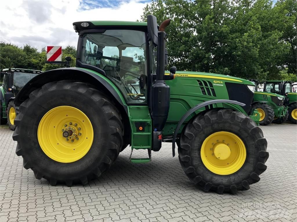 John Deere 6215R Tractoren