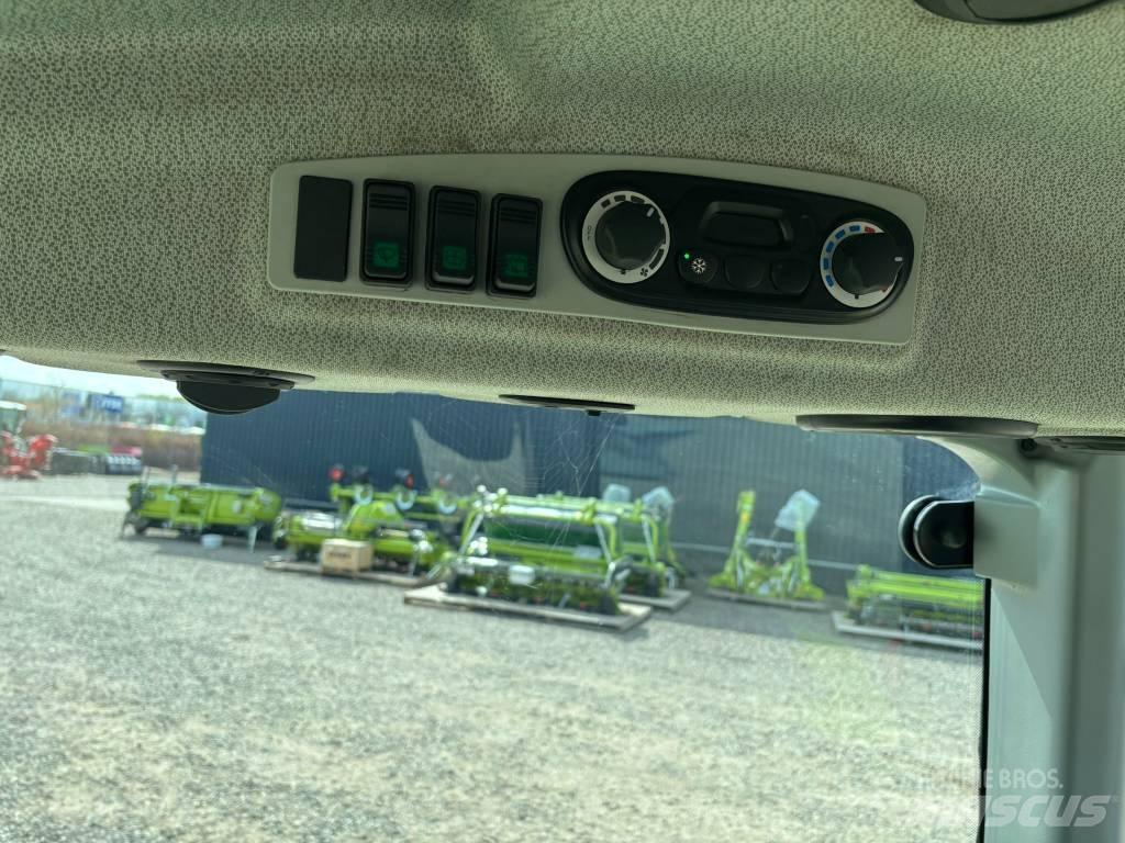 CLAAS Atos 340 Tractoren