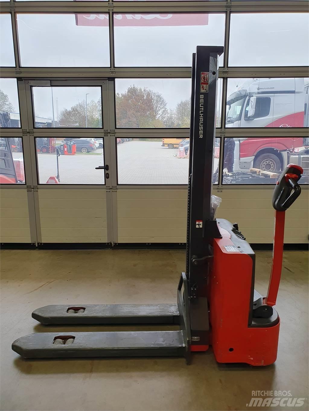 Linde MM10i Stapelaar meeloop