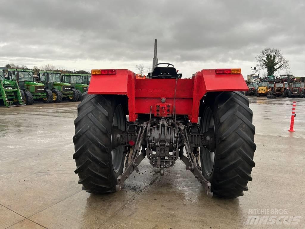 Massey Ferguson 698 Tractoren