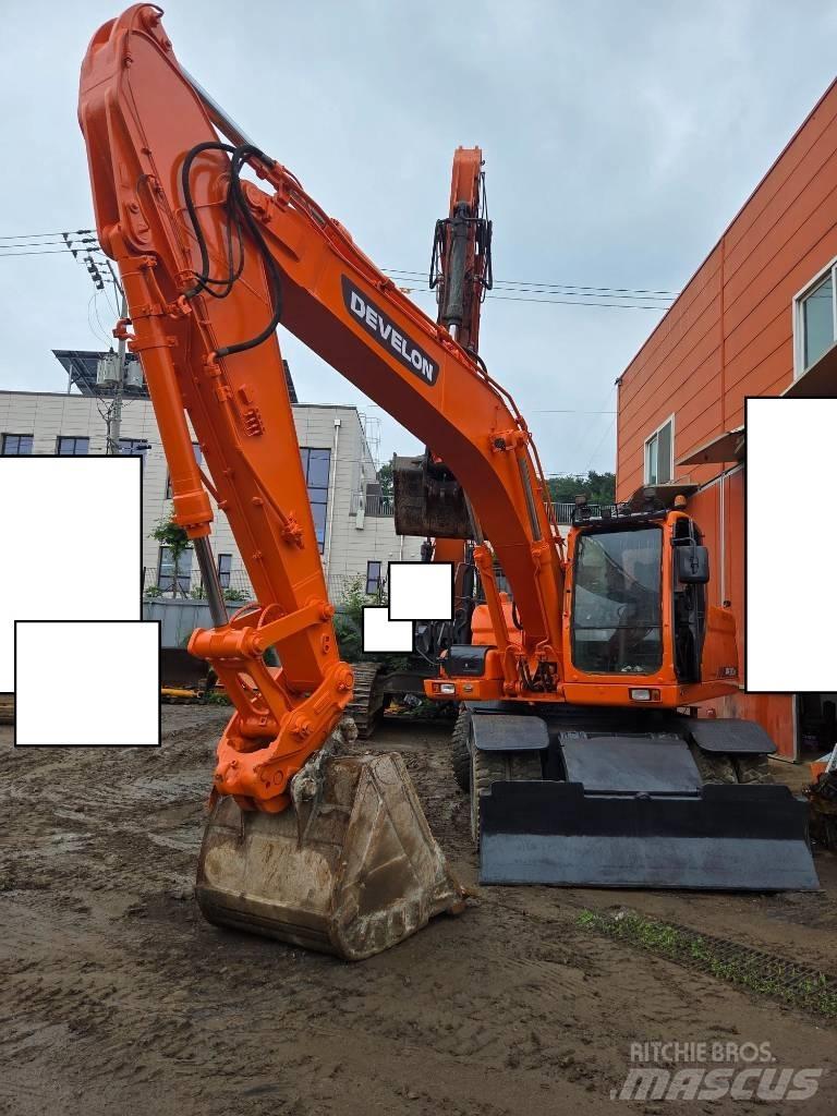 Doosan DX 210 W Wielgraafmachines