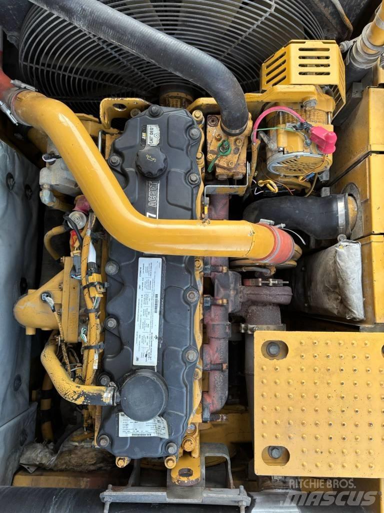 CAT 325 D L Rupsgraafmachines