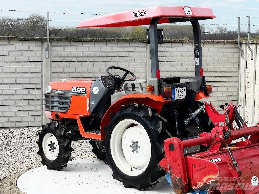 Kubota B92 Tractoren