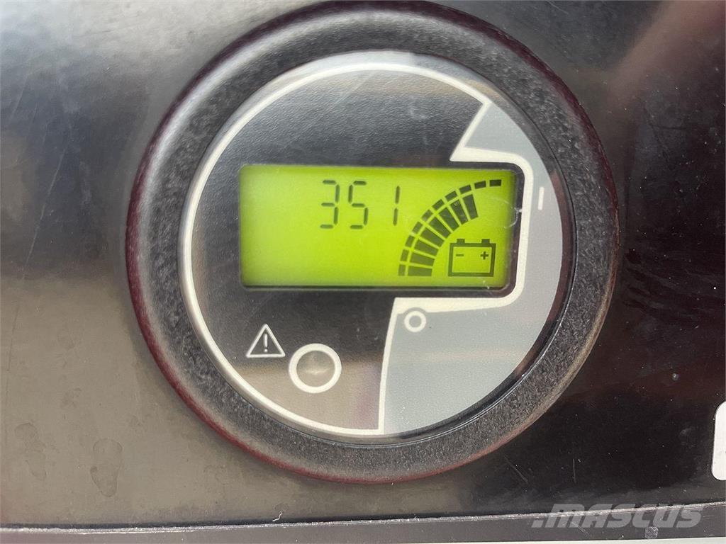 Manitou 100VJR Personenliften en invalideliften