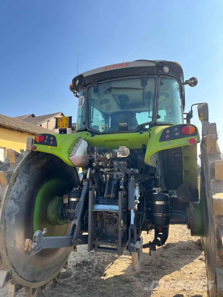 CLAAS ARION 470 Tractoren