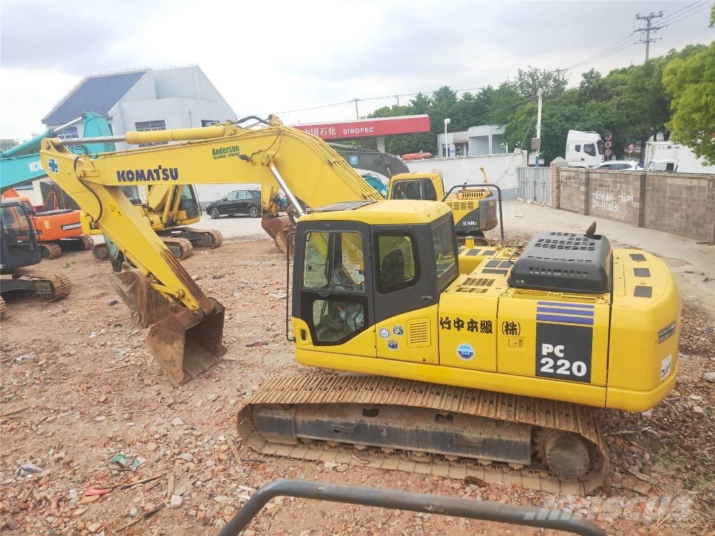 Komatsu PC220-7 Rupsgraafmachines