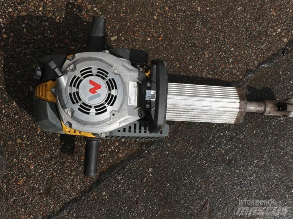 Neuson BH65 Hamers en brekers