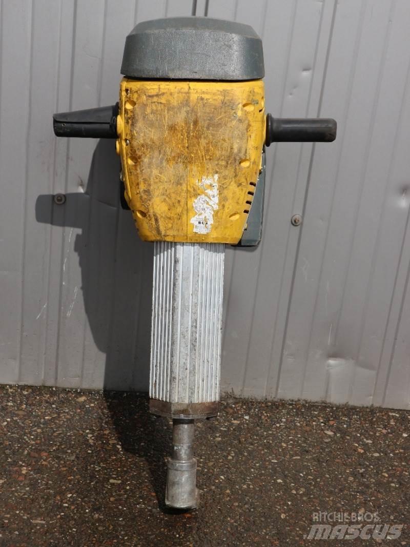 Neuson BH65 Hamers en brekers