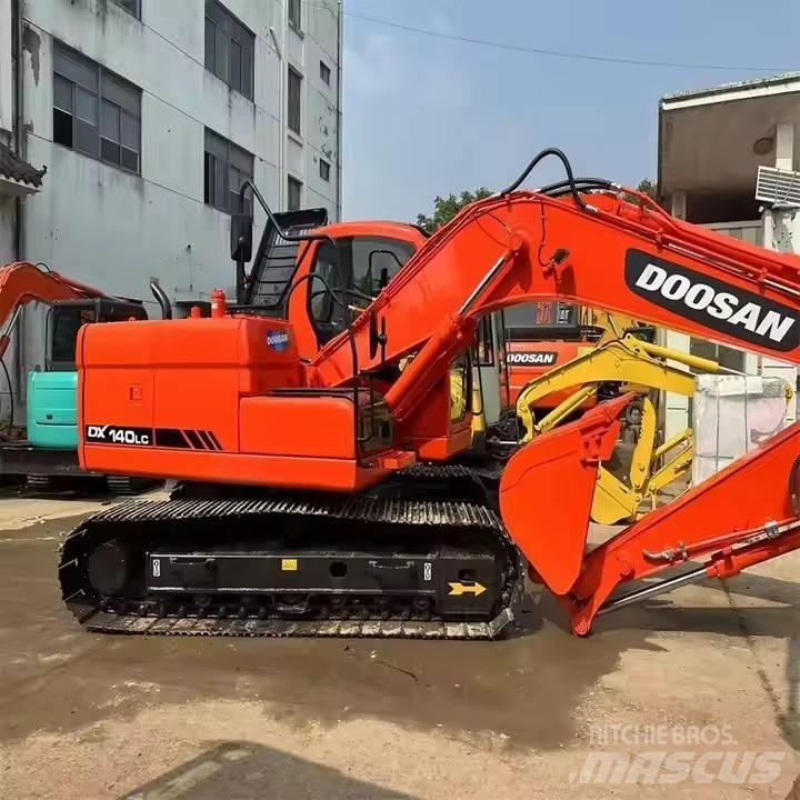 Doosan DX140LC Rupsgraafmachines