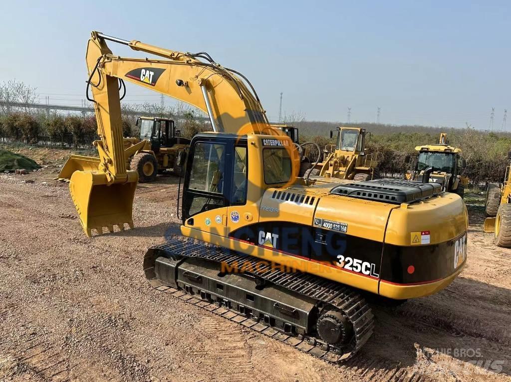 CAT 325 CL Rupsgraafmachines