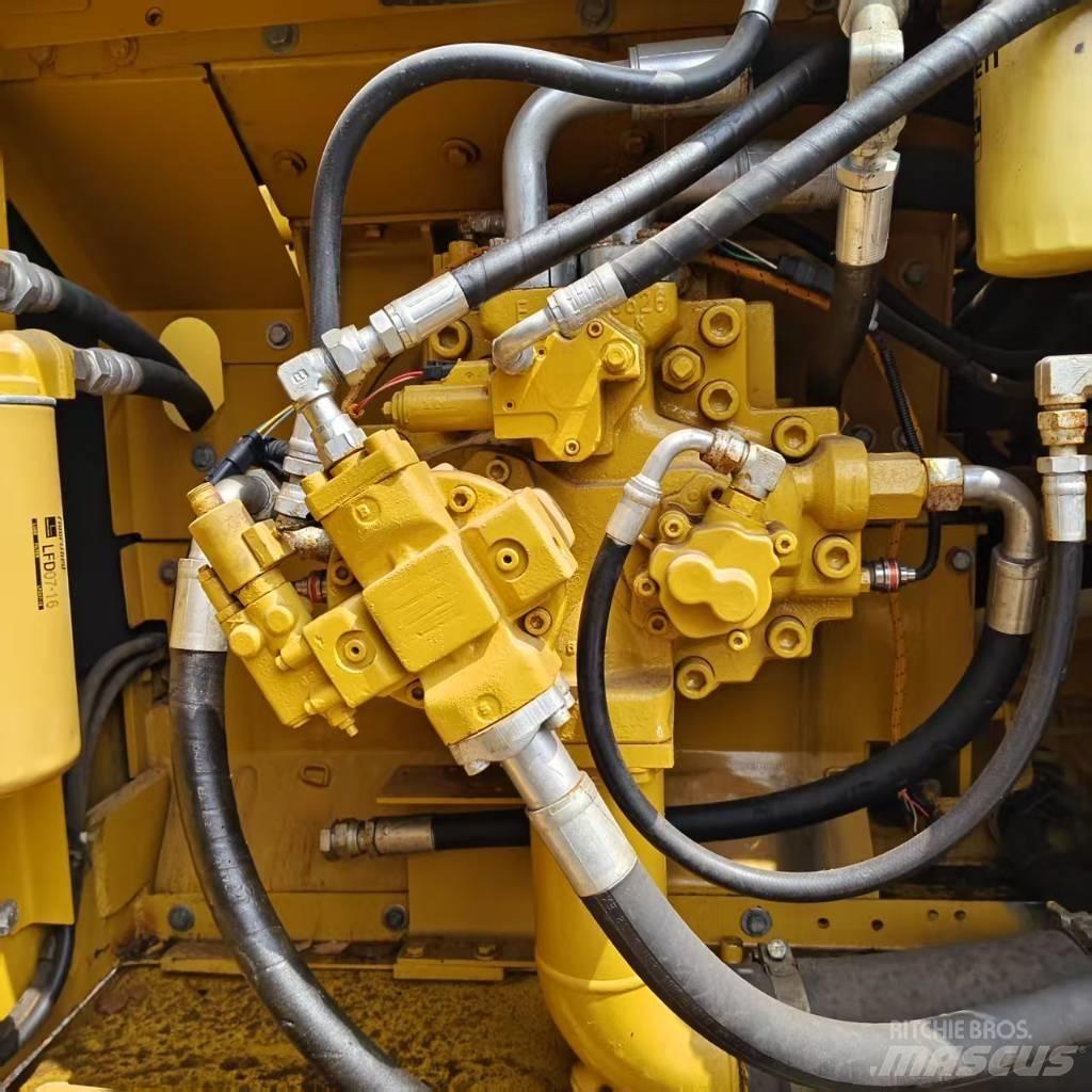 CAT 336 D Rupsgraafmachines