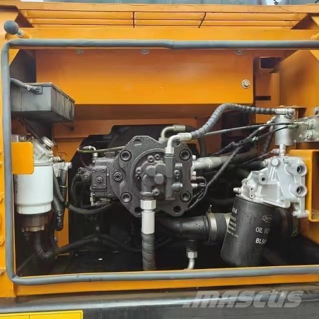 Sany SY215C Rupsgraafmachines