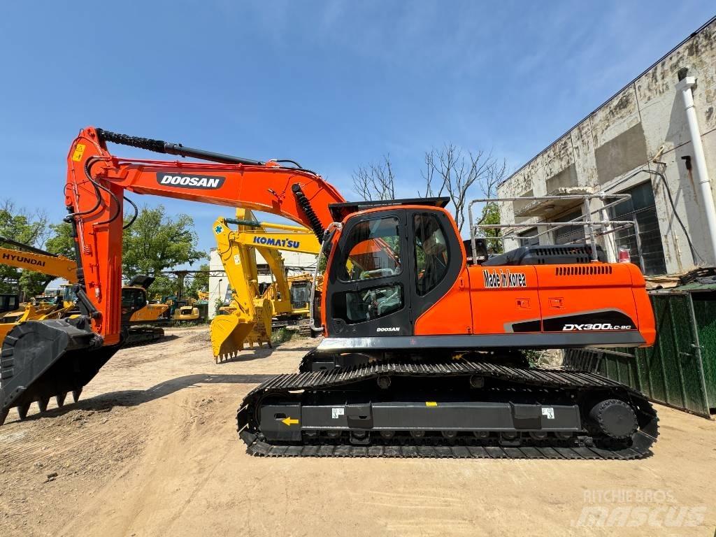 Doosan DX 300 LC Rupsgraafmachines