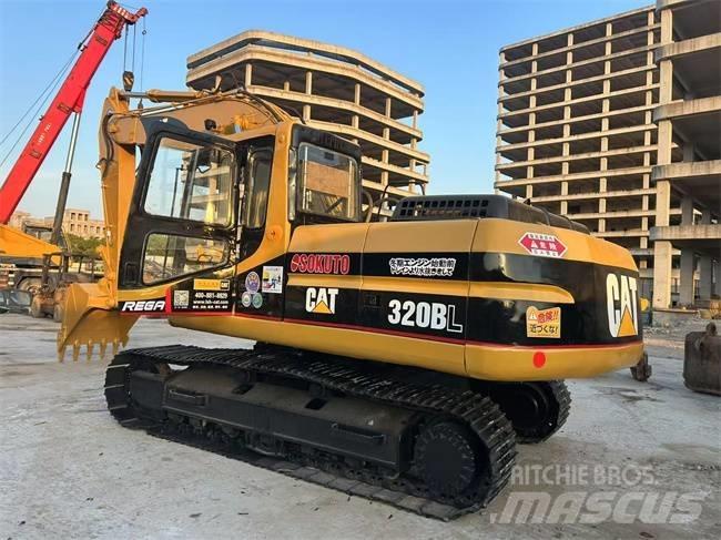 CAT 320 B Rupsgraafmachines