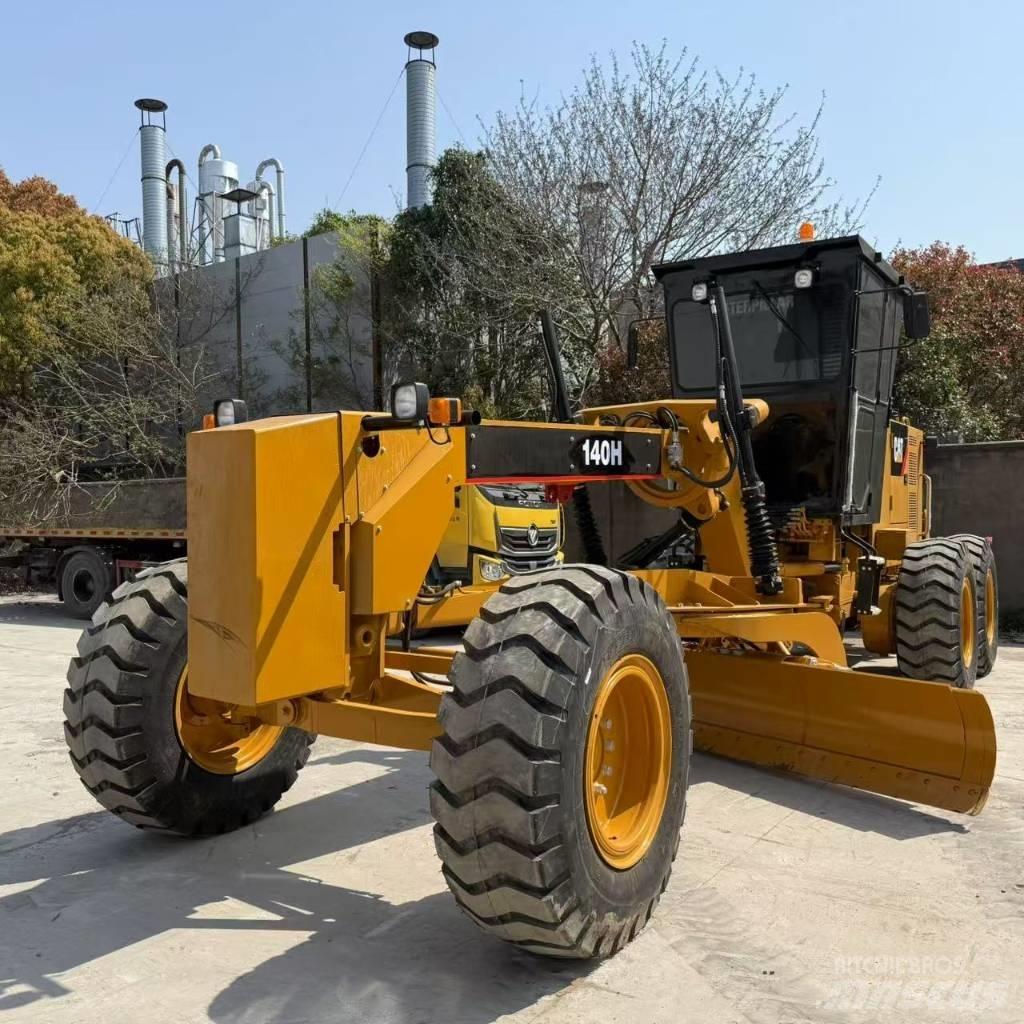 CAT 140 H Graders