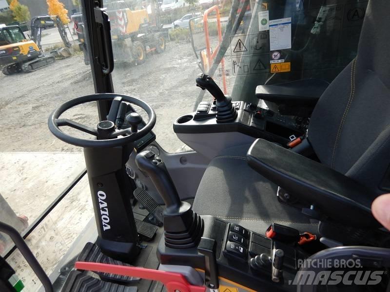 Volvo EW 220 E Wielgraafmachines