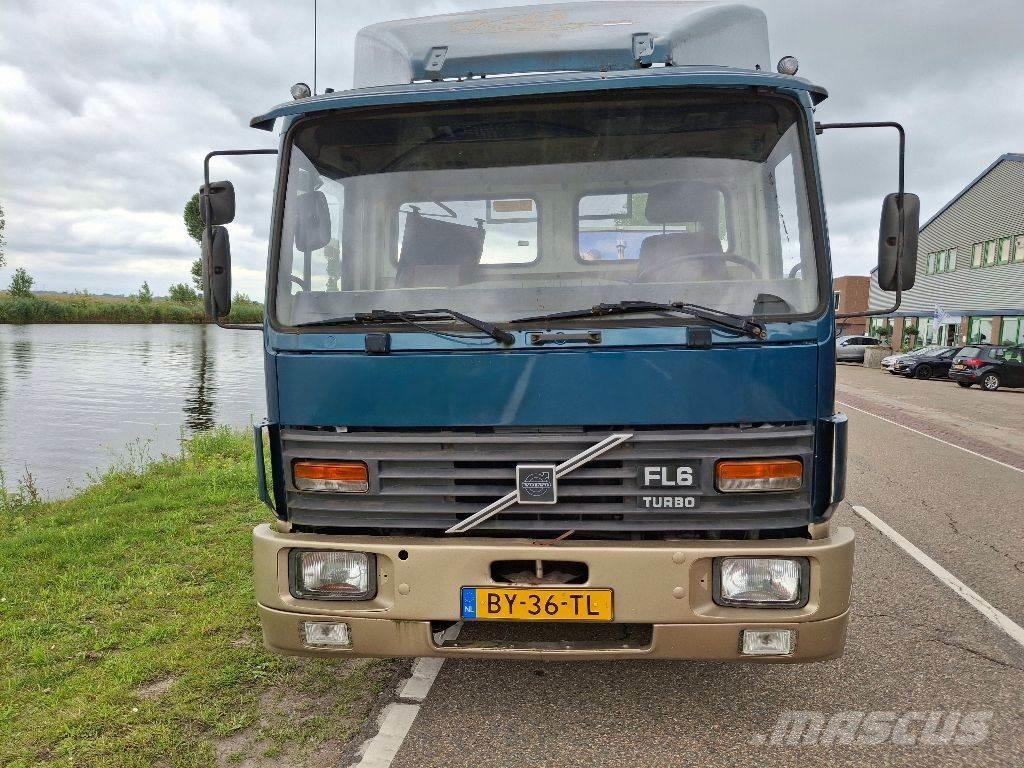 Volvo FL611 Chassis met cabine