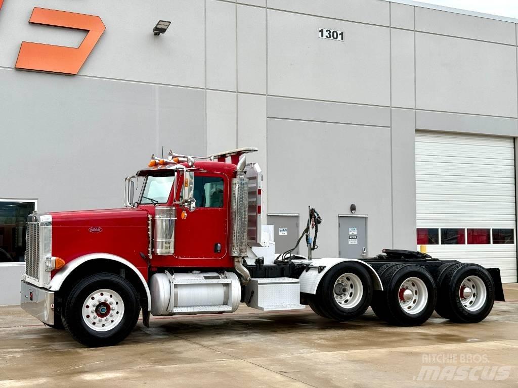Peterbilt 379 Trekkers