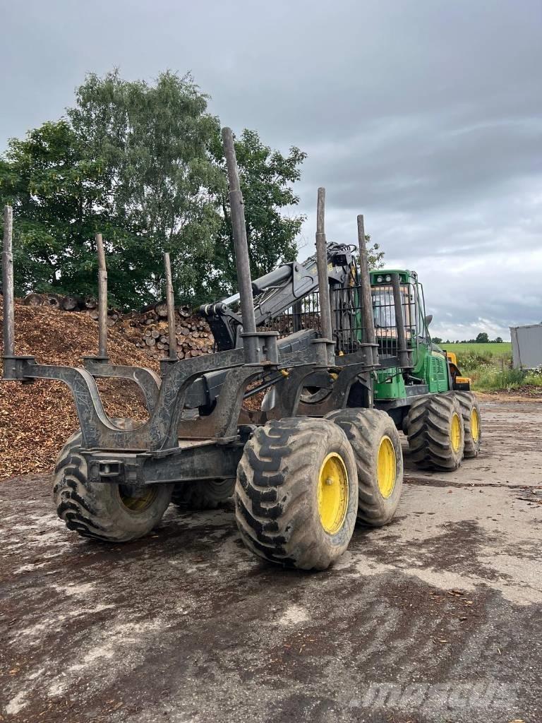 John Deere 1510 E Forwarders
