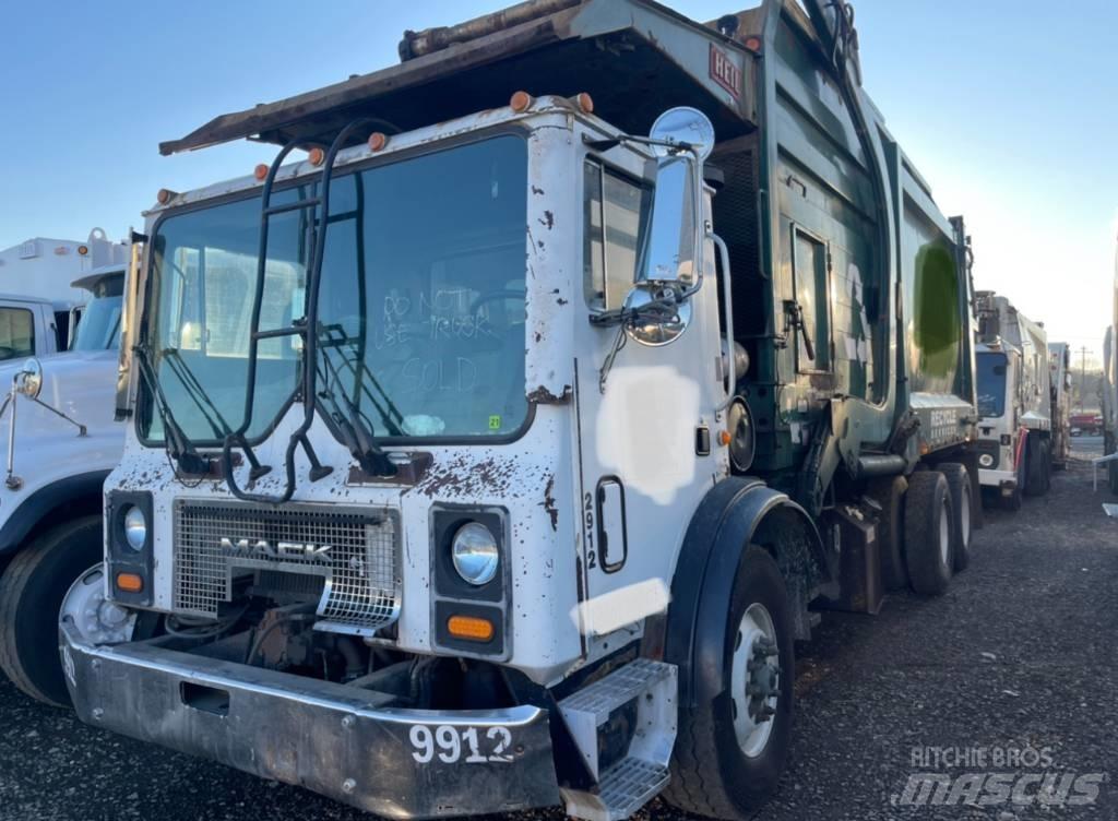 Mack MR600 Vuilniswagens