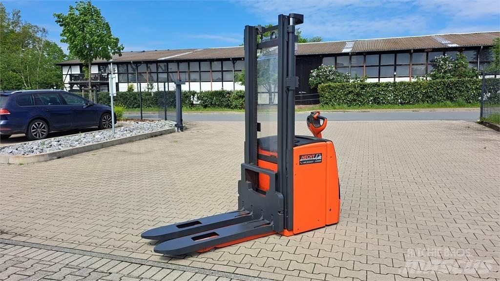 Linde L20 Stapelaar meeloop