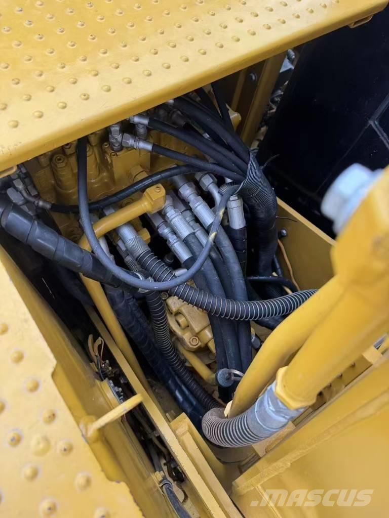 CAT 312 Rupsgraafmachines