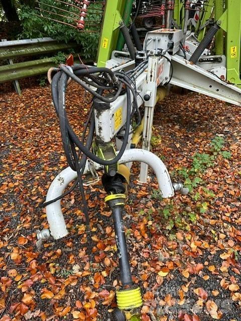 CLAAS Liner 3500 Schudders