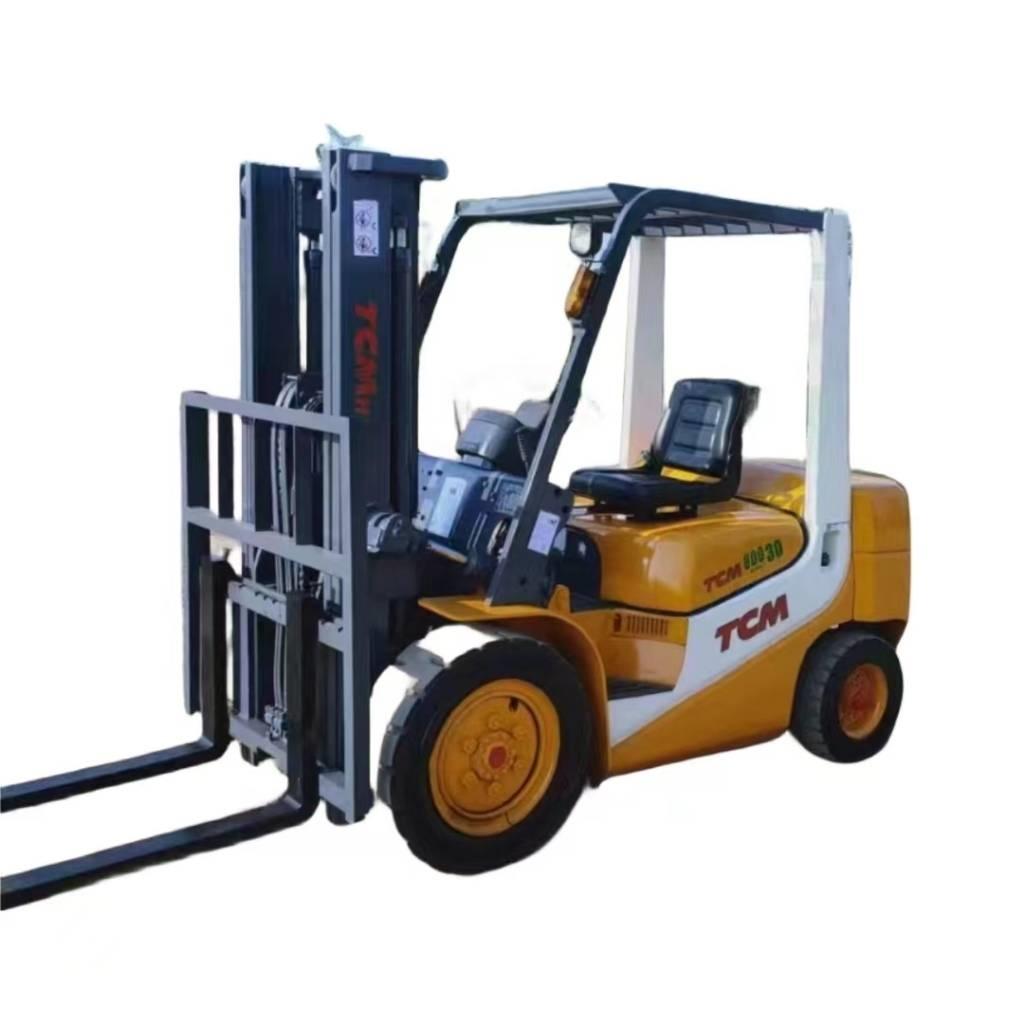 TCM FD30 Diesel heftrucks