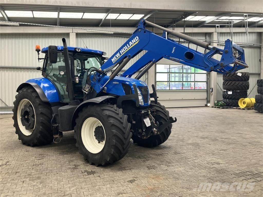 New Holland T7.270 Tractoren