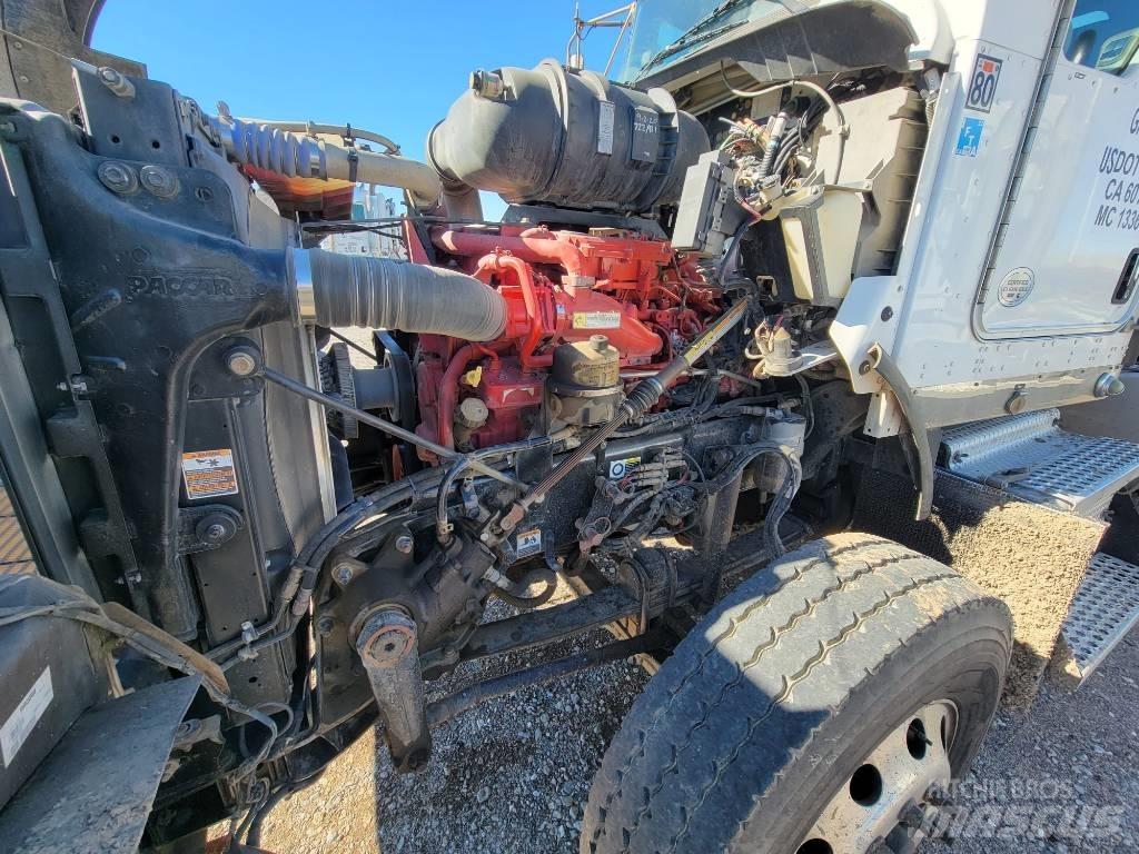 Kenworth T 800 Trekkers
