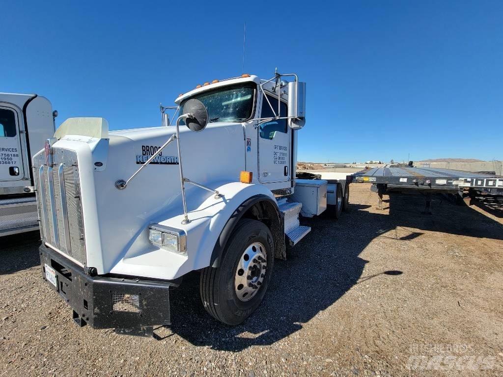 Kenworth T 800 Trekkers