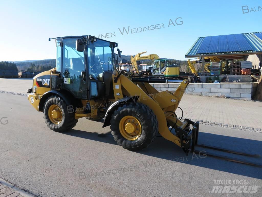 CAT 906M Wielladers